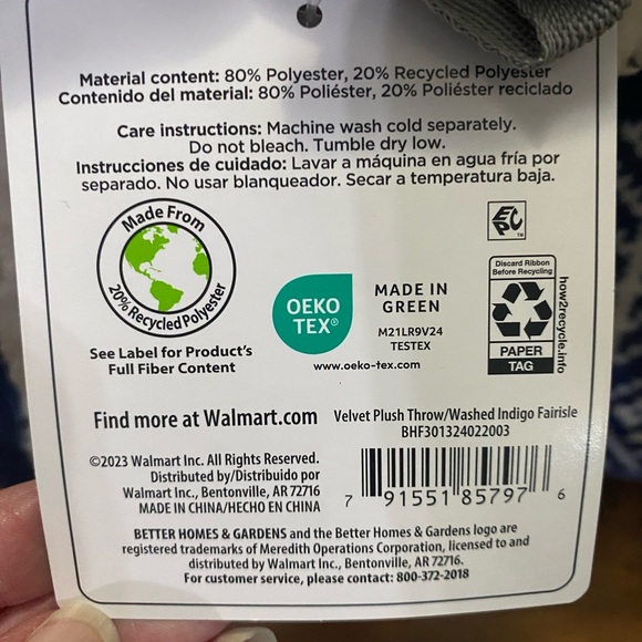 Better Homes And Gardens Blue and White Velvet Sherpa Throw - Picture 3 of 4